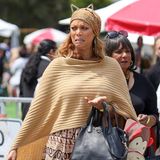 Wovor sich Tyra Banks wohl hier geekelt hat? Das Model ist mit ihrem Sohn York Banks auf dem Weg zur Kinopremiere von "Pets", als sie plötzlich eine angewiderte Grimasse zieht.