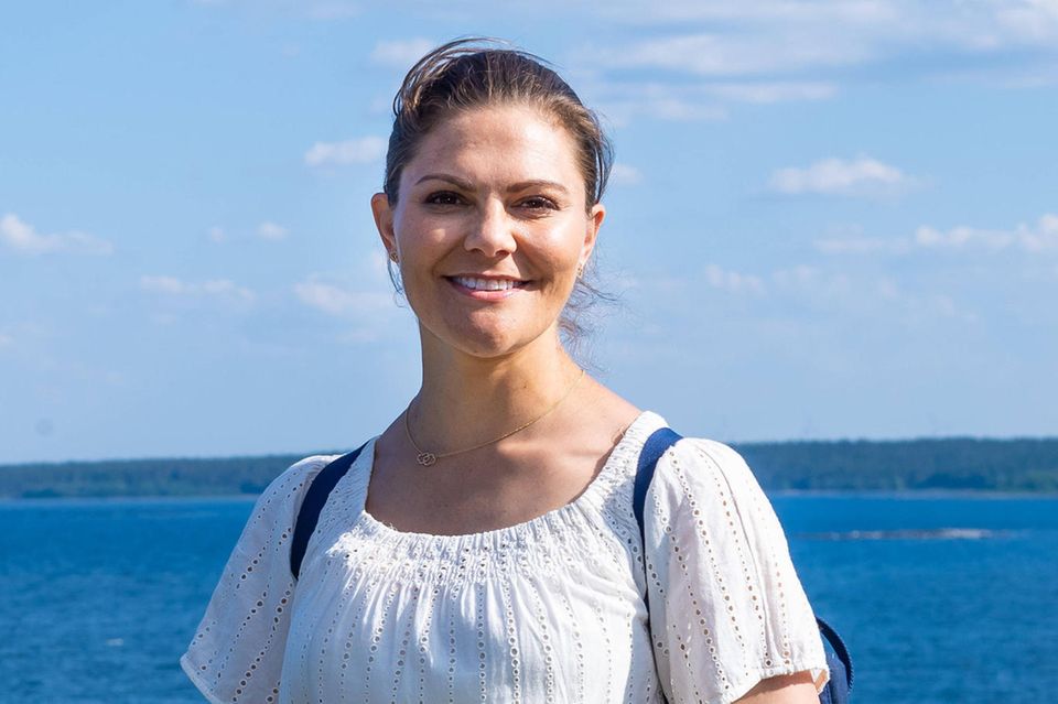 Prinzessin Sofia von Schweden: Prinzessin Victoria wandert seit 2017 regelmäßig durch die Regionen ihrer Heimat Schweden Prinzessin Victoria wandert seit 2017 regelmäßig durch die Regionen ihrer Heimat Schweden