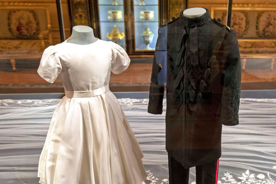 Kleider von Prinz Charlotte + Prinz George anläßlich der Hochzeit von Prinz Harry und Herzogin Meghan