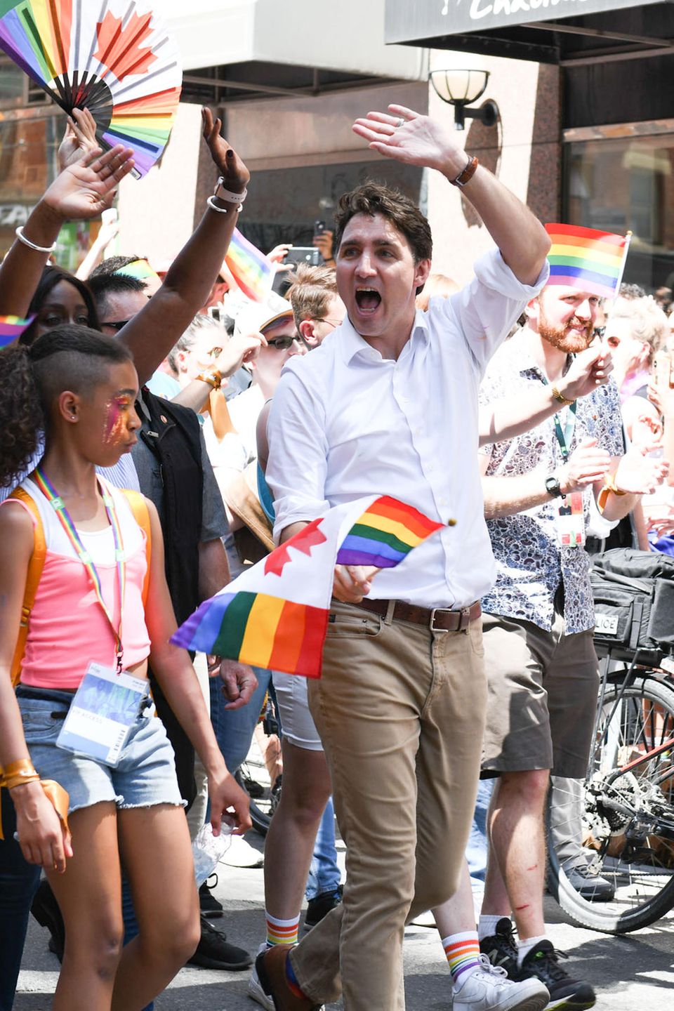 23. Juni 2019  Kanadas Premierminister nimmt am Marsch der 39. Toronto Pride Parade teil und scheut nicht davor Emotionen zu zeigen.