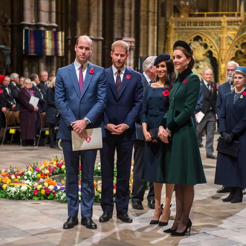Prinz William, Prinz Harry, Herzogin Meghan und Herzogin Catherine