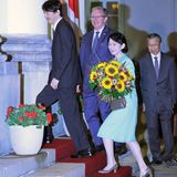 27. Juni 2019  Japans Kronprinz Fumihito kommt mit seiner Gattin Prinzessin Kiko in Warschau an. Das Paar besucht erst vier Tage Polen, bevor es weiter nach Finnland geht.