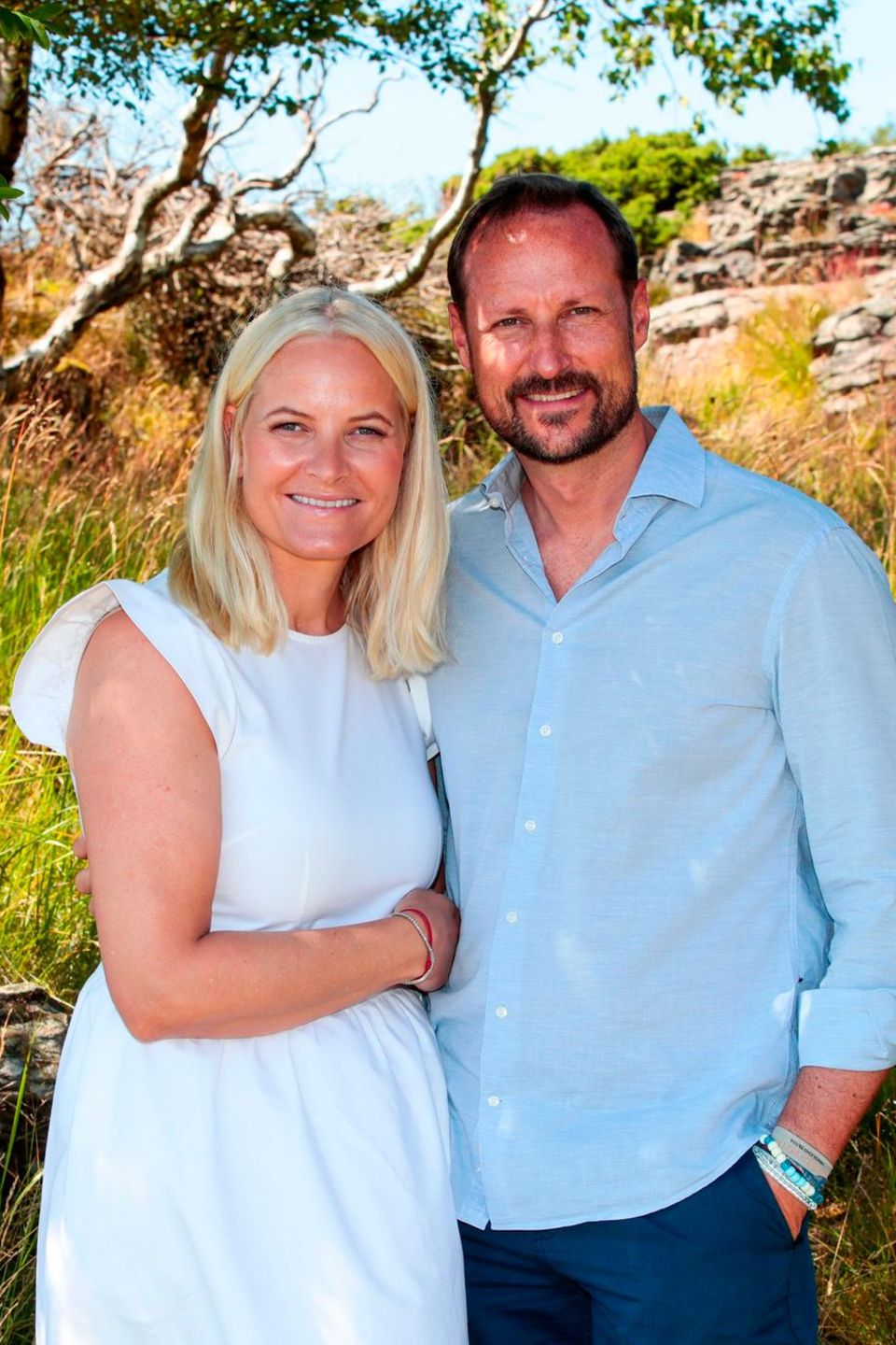 10. Juli 2019  Die Vogts Villa die Norwegens Thronfolgerpaar für sich und die Familie im Sommer mietet, ist ein wahres Urlaubsparadies. Hier können Prinzessin Mette-Marit und Prinz Haakon mit den Kindern herrlich abschalten und die Ruhe genießen.  