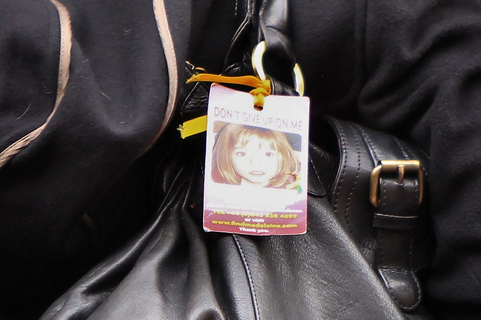 Eine Tasche mit Maddie "Kofferanhänger"