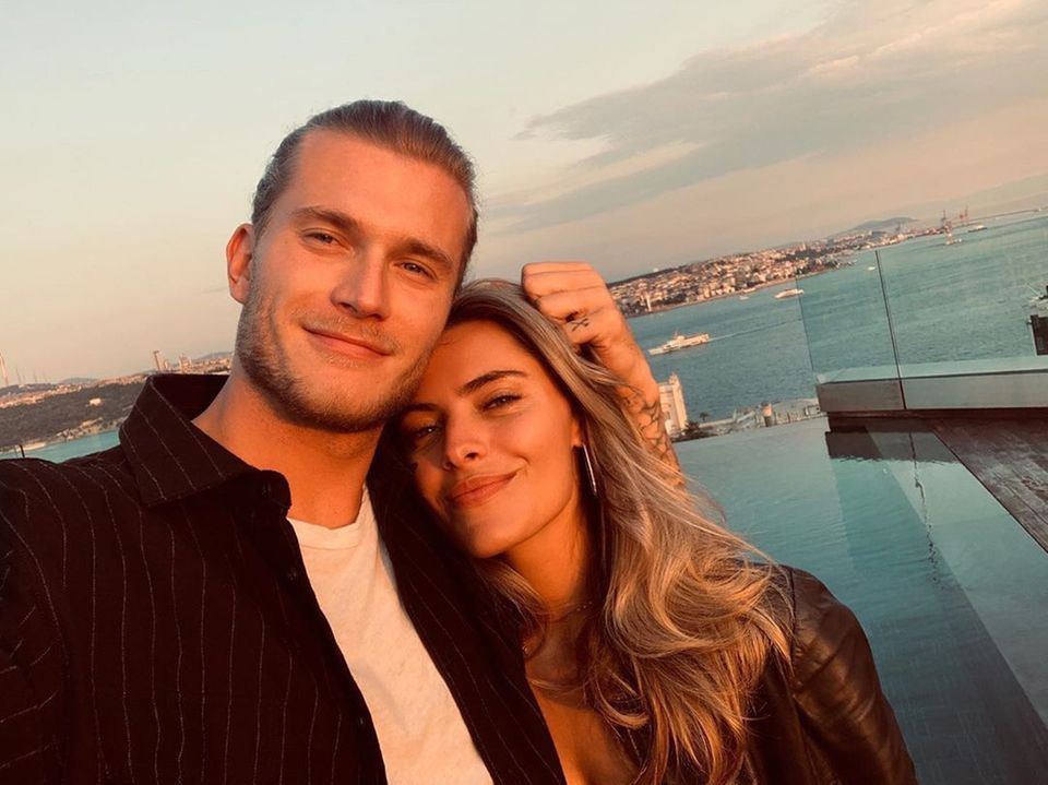 14. Juli 2019 Süßes Pärchenfoto mit wichtigem Geständnis: Zu dem in Istanbul entstandenen Bild schreibt Thomalla: "Home." 14. Juli 2019 Süßes Pärchenfoto mit wichtigem Geständnis: Zu dem in Istanbul entstandenen Bild schreibt Thomalla: "Home."