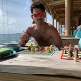 Traumkombi in den Flitterwochen: Sushi und Schach