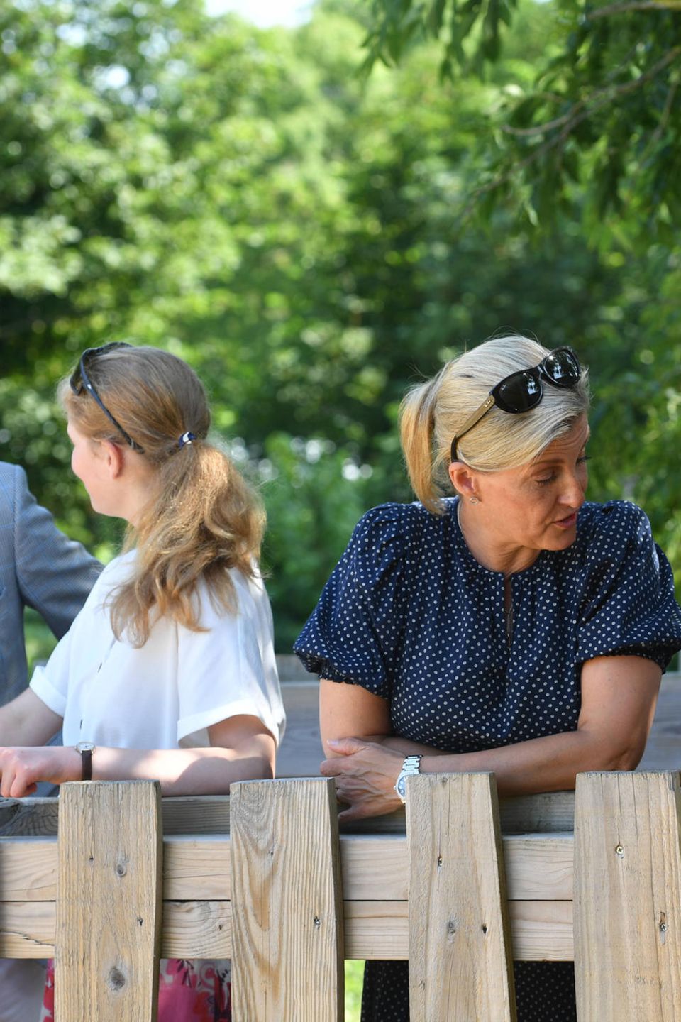Prinz Edward, Lady Louise, Gräfin Sophie und James, Viscount von Severn Prinz Edward, Lady Louise, Gräfin Sophie und James, Viscount von Severn
