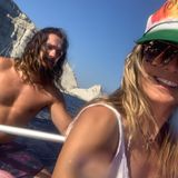 Glücklich lächelt Heidi in die Kamera und teilt jede Menge Flitterwochenfotos auf Instagram.