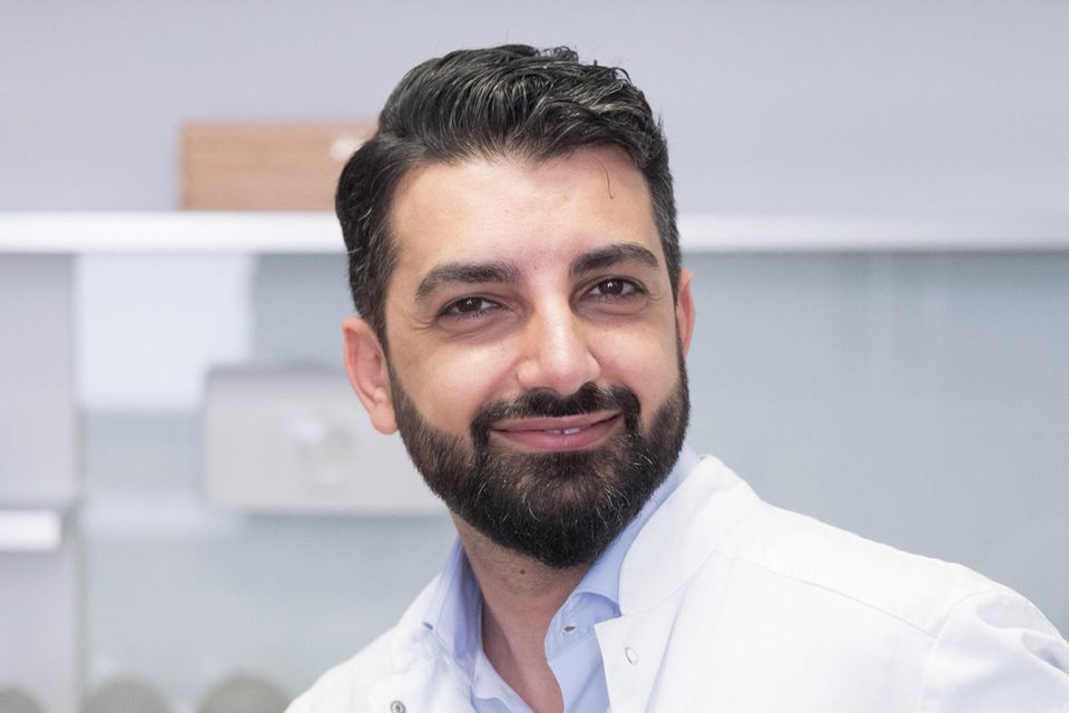 Dr. Murat Dağdelen ist Facharzt für Plastische und Ästhetische Chirurgie und Gründer und Ärztlicher Direktor von "DiaMonD Aesthetics", steht im GALA-Interview Frage und Antwort. 