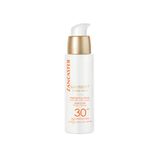 Perfekt für die letzten Sommertage: Der "Sun Perfect Highlighting Primer" von Lancaster lässt ihren Teint makellos und ebenmäßig erscheinen. Ob als Make-up-Grundlage oder für unterwegs als schneller Helfer - ein zuverlässiger Schutz und optimale Pflege ist Ihnen sicher. Ca. 35 Euro.