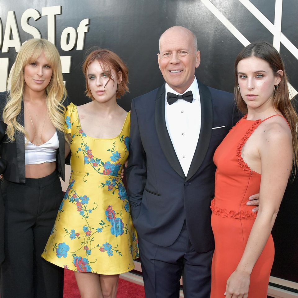 Bruce Willis mit seinen Töchtern (v.l.) Rumer, Tallulah und Scout