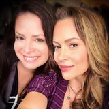 Holly Marie Combs und Alyssa Milano sind auch heute noch bestens befreundet. Bei soviel Liebe ist dann auch, wie Alyssa auf Instagram schreibt, gar kein Kommentar nötig.
