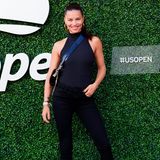 Zu den prominenten Zuschauern bei dem berühmten Tennis-Turnier zählt auch Topmodel Adriana Lima.  