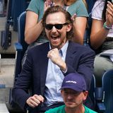 Yes! Tom Hiddleston freut sich auf der Zuschauertribüne des Louis-Armstrong-Stadions über den Achtelfinalsieg der Britin Johanna Konta. 