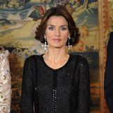 So kurz wie zum Gala Dinner von König Juan Carlos' 70. Geburtstag trug die damalige Prinzessin ihre Haare noch nie. 
