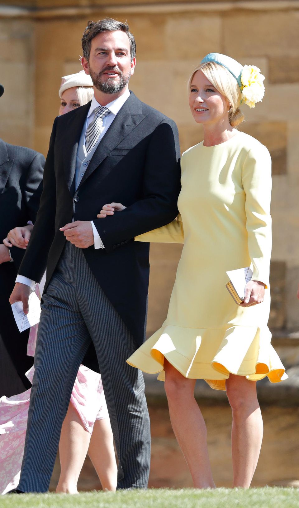 Meghan Markle: Markus Anderson und Isabel May im Mai 2018 bei der Hochzeit von Meghan und Harry. Isabel May (rechts) soll die Taufpatin von Archie Mountbatten-Windsor sein. Zur Hochzeit von Meghan und Harry im Mai 2018 kam sie mit Meghans Freund Markus Anderson.