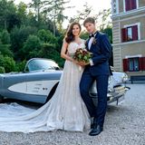 Endlich verheiratet! Denise (Helen Barke, l.) und Joshua (Julian Winter) genießen ihr Liebesglück.