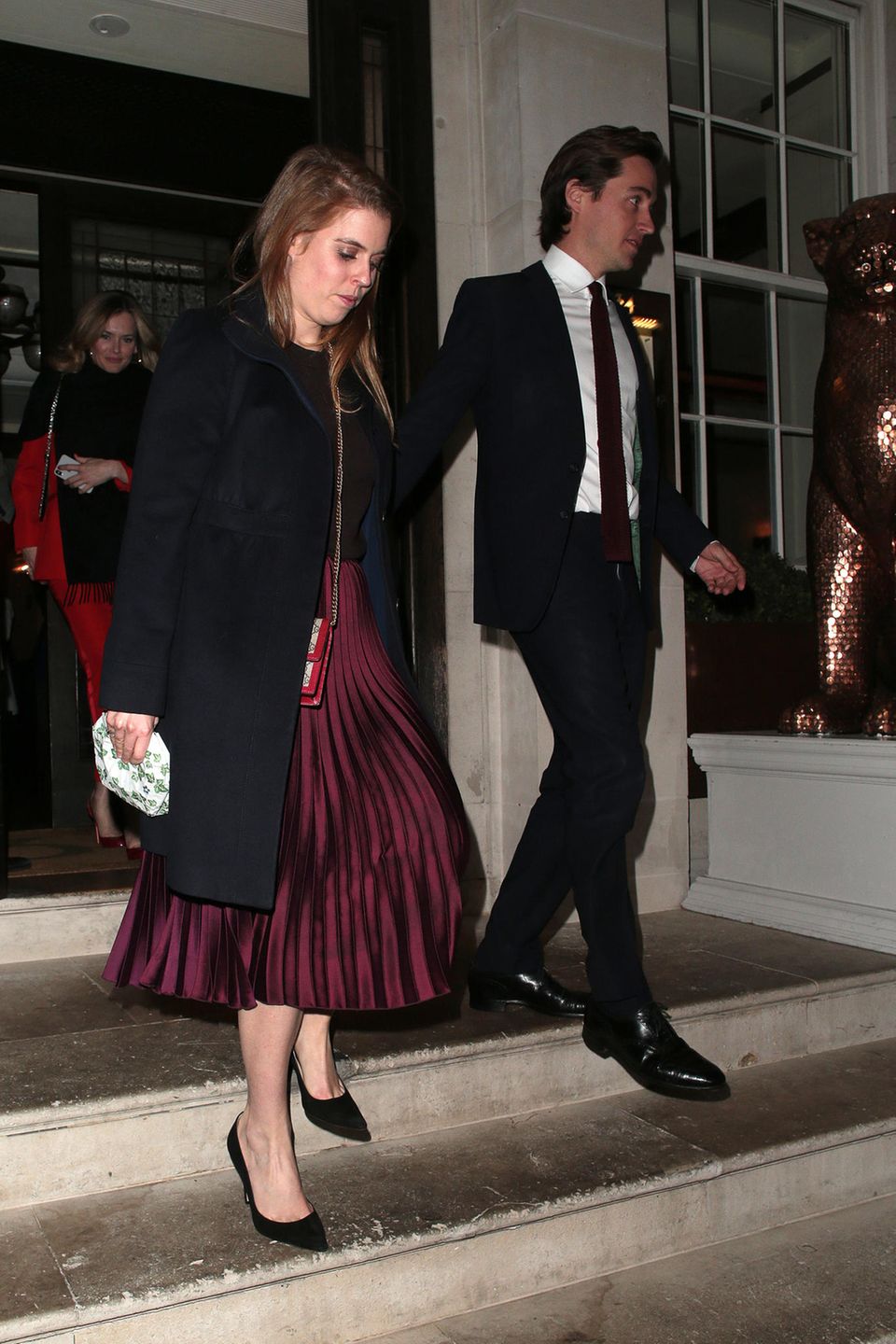 15. April 2019 Beatrice und Edoardo besuchen ein Restaurant für ein romantisches Abendessen. 15. April 2019 Beatrice und Edoardo besuchen ein Restaurant für ein romantisches Abendessen.