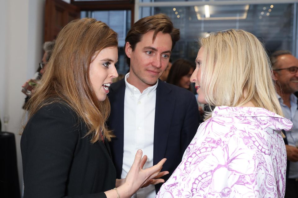 22. Mai 2019 Prinzessin Beatrice und Edoardo besuchen gemeinsame ein Charity-Event. 22. Mai 2019 Prinzessin Beatrice und Edoardo besuchen gemeinsame ein Charity-Event.