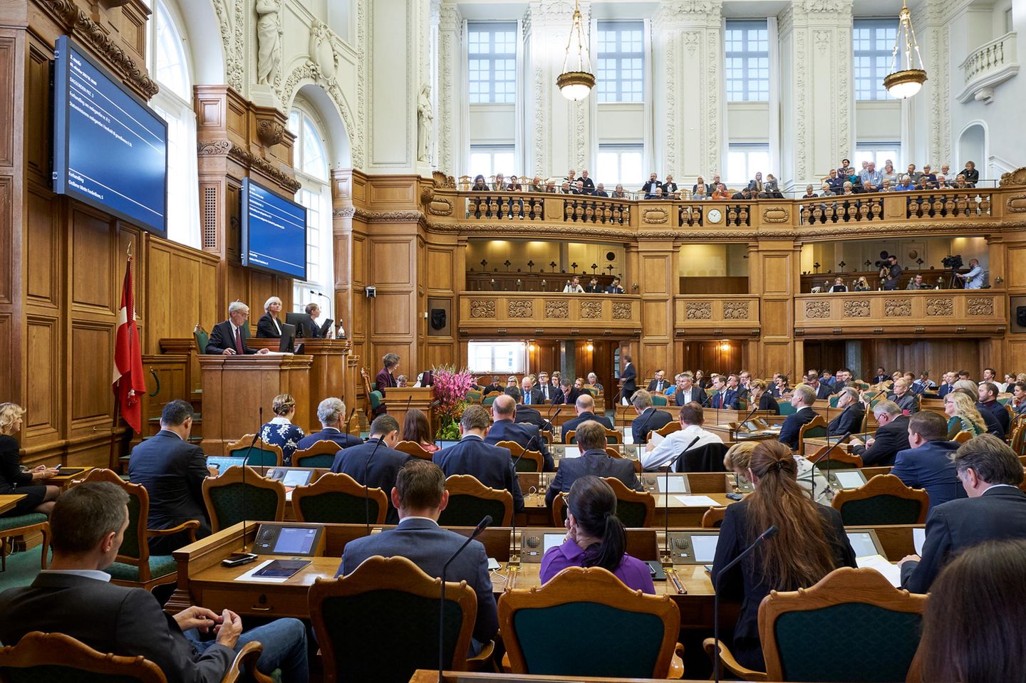 Das dänische Parlament bei einer Sitzung