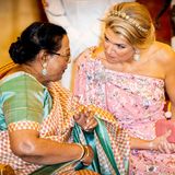 14. Oktober 2019  Die Präsidentengattin Savita Kovind und die Königin halten interessante Konversation.