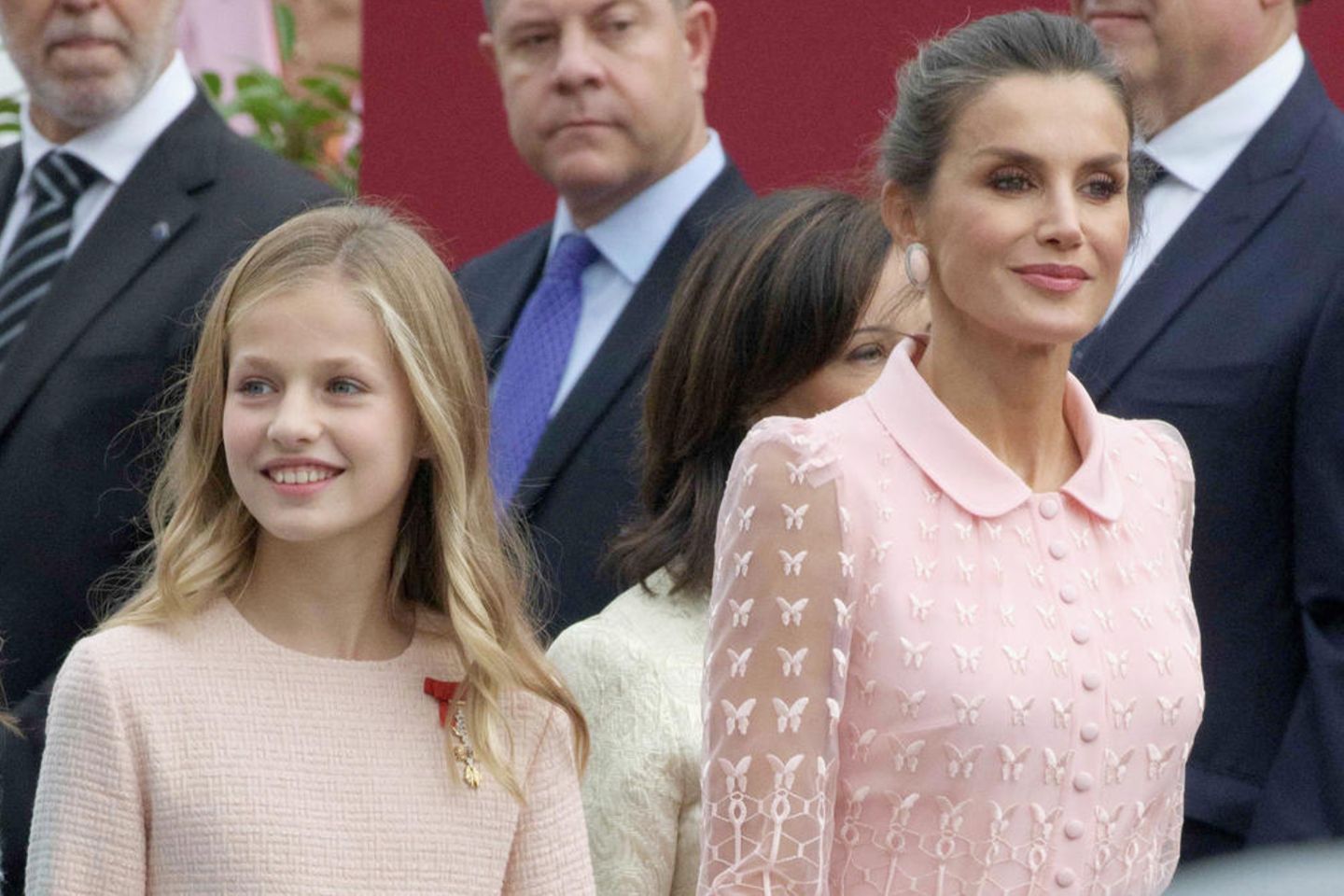 Prinzessin Leonor mit ihrer Mutter Königin Letizia von Spanien