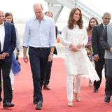 Prinz William und Herzogin Catherine bei ihrer Ankunft in Lahore, Pakistan. 