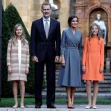 17. Oktober 2019  Zu Beginn der Feierlichkeiten anlässlich der Prinzessin-von-Asturien-Preise werden Prinzessin Leonor, König Felipe, Königin Letizia und Prinzessin Sofía in Oviedo im Fürstentum Asturien begrüßt.