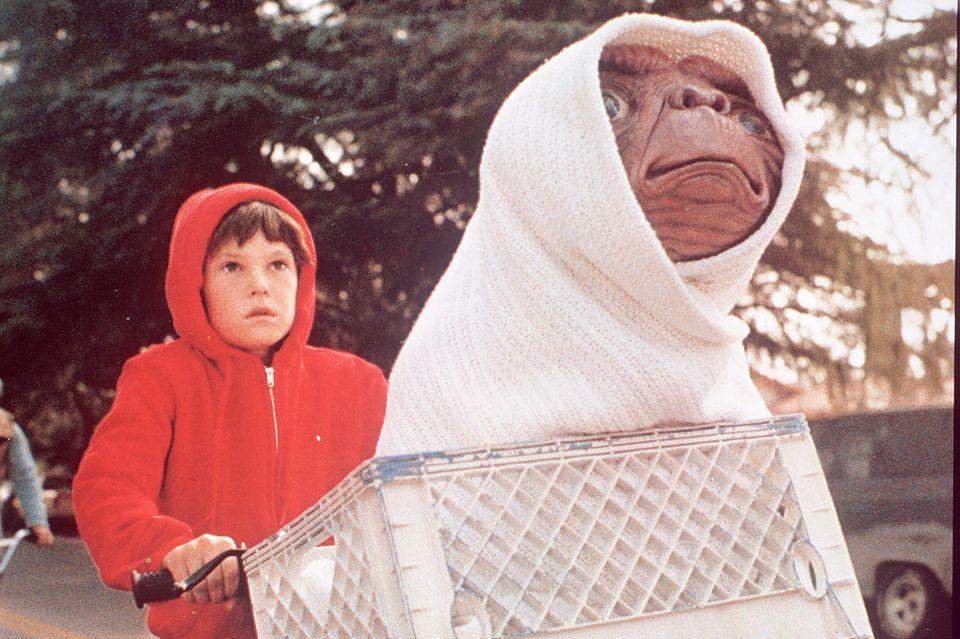 Henry Thomas: Henry Thomas im Jahr 1982 in dem Film "E.T. – Der Außerirdische" Henry Thomas im Jahr 1982 in dem Film "E.T. – Der Außerirdische"