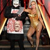 Ice-T und Ehefrau Coco Austin beweisen, dass sie einen sehr unterschiedlichen Geschmack haben, was Halloween-Kostüme angeht. Der Rapper setzt auf viel Kunstblut, seine Frau auf nackte Haut.
