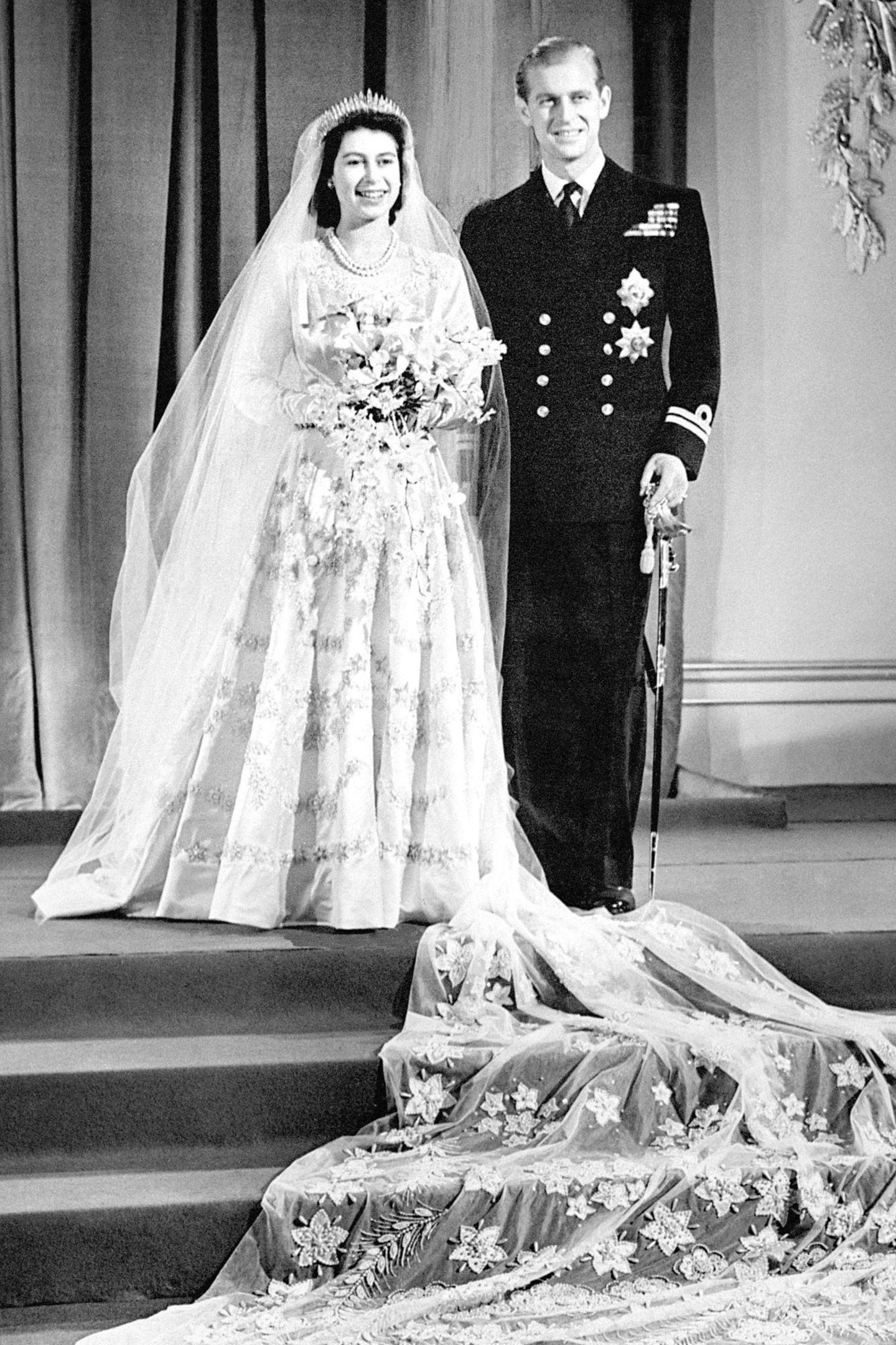 Queen Elizabeth Prinz Philip Eine Ehe Ohne Ende Gala De