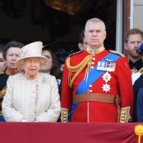 Queen Elizabeth + Prinz Andrew