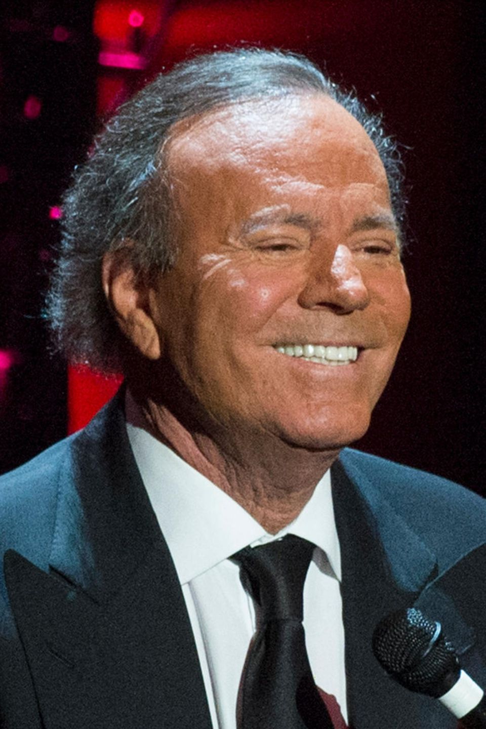 Julio Iglesias Starporträt, News, Bilder GALA.de