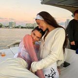 Mit guten Freunden wie Bella Hadid macht Kendall Jenner gerne mal eine kleine Bootstour vor der Küste von Miami. 