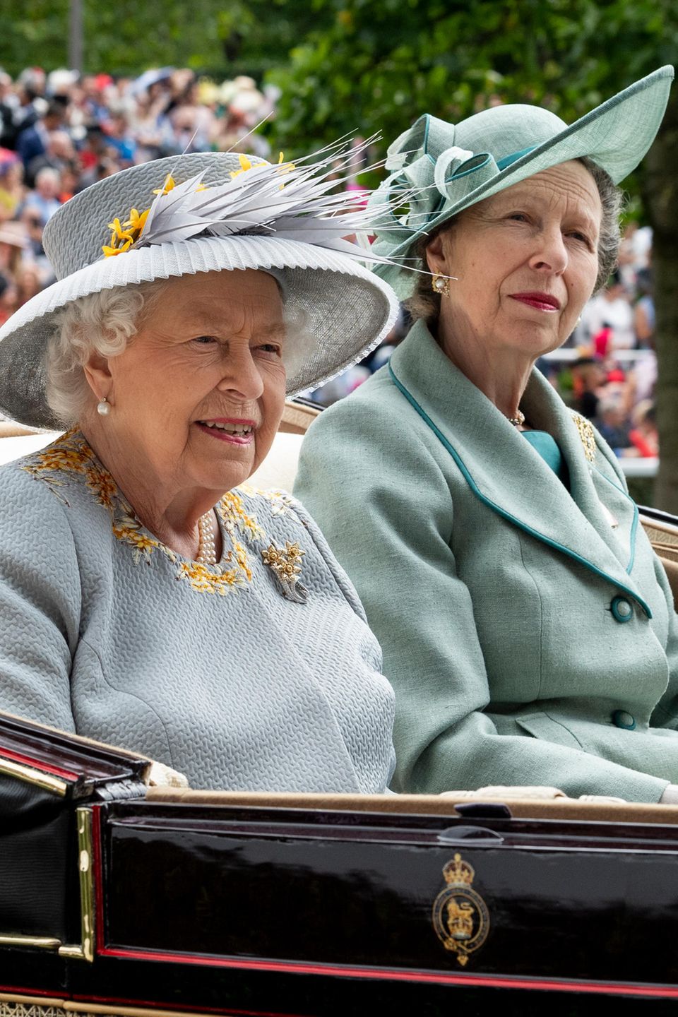 Prinzessin Anne - ihr Leben, News + Bilder der fleißigen ...