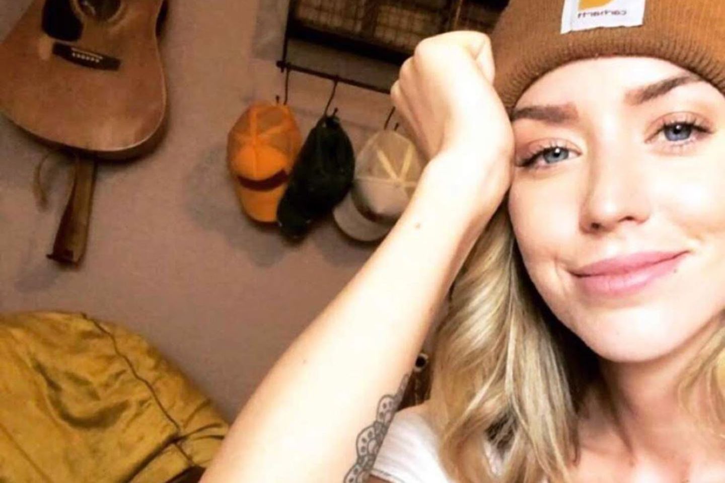 Kylie Rae Harris (†)