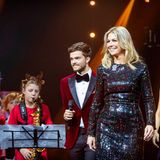 18. Dezember 2019  Ho-ho-wow! Bei der weihnachtlichen Musikgala in Zwolle hat sich Königin Máxima der Niederlande glitzernd in Schale geworfen.