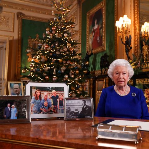 Queen Elizabeth bei ihrer Weihnachtsrede 2019 auf Schloss Windsor.
