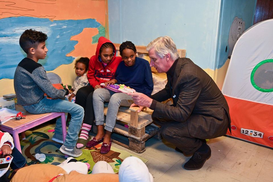 König Philippe von Belgien besucht ein Obdachlosenzentrum König Philippe von Belgien besucht ein Obdachlosenzentrum