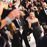 SAG Awards 2020: Glamourös erscheint Schauspielerin Reese Witherspoon zur Veranstaltung, und wird gebührend von ihren Fans gefeiert.