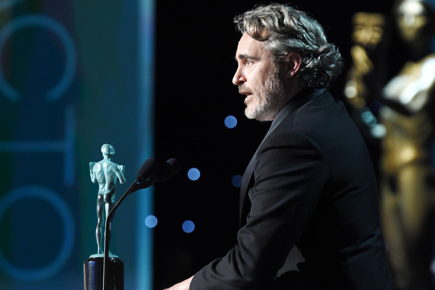 SAG Awards 2020: Joaquin Phoenix wird bereits als Anwärter für einen Oscar hoch gehandelt. Auch bei den SAG Awards wird das Talent für seine Rolle im neuen "Joker" mit einer Auszeichnung belohnt.