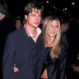 6. Oktober 1999  Bevor er mit Jennifer Aniston zusammenkommt, ist Brad Pitt unter anderem mit Juliette Lewis und Gwyneth Paltrow liiert. Jennifer Aniston zuvor Beziehungen mit "Ferris Bueller"-Serienpartner Charlie Schlatter, dem Counting-Crows-Sänger Adam Duritz sowie ihrem Schauspielkollegen Tate Donovan.