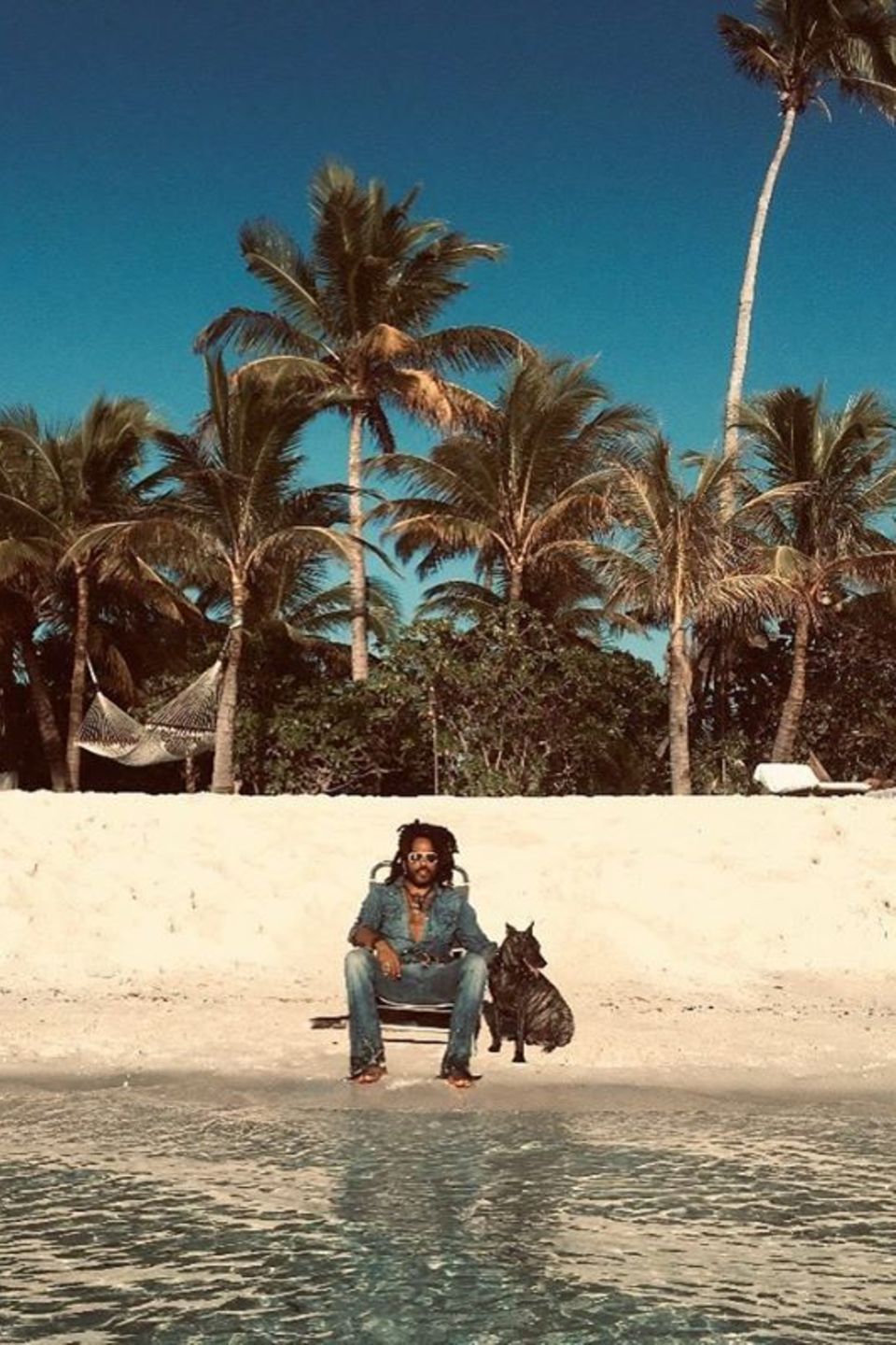 Lenny Kravitz unter Palmen Lenny Kravitz unter Palmen