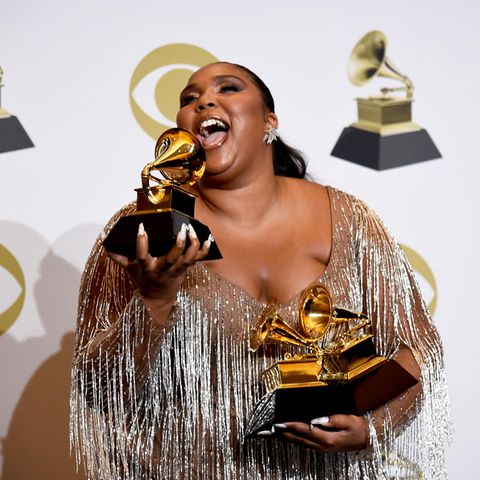Auch Lizzo kann sich über ihre drei Grammy Awards freuen.