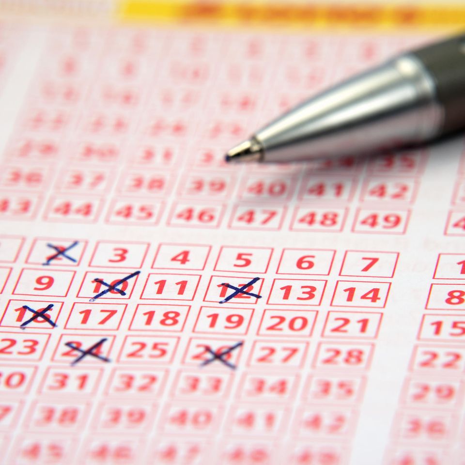Ein Schein der Samtags-Lotterie beschert australischem Paar den ganz großen Geldsegen (Symbolbild)
