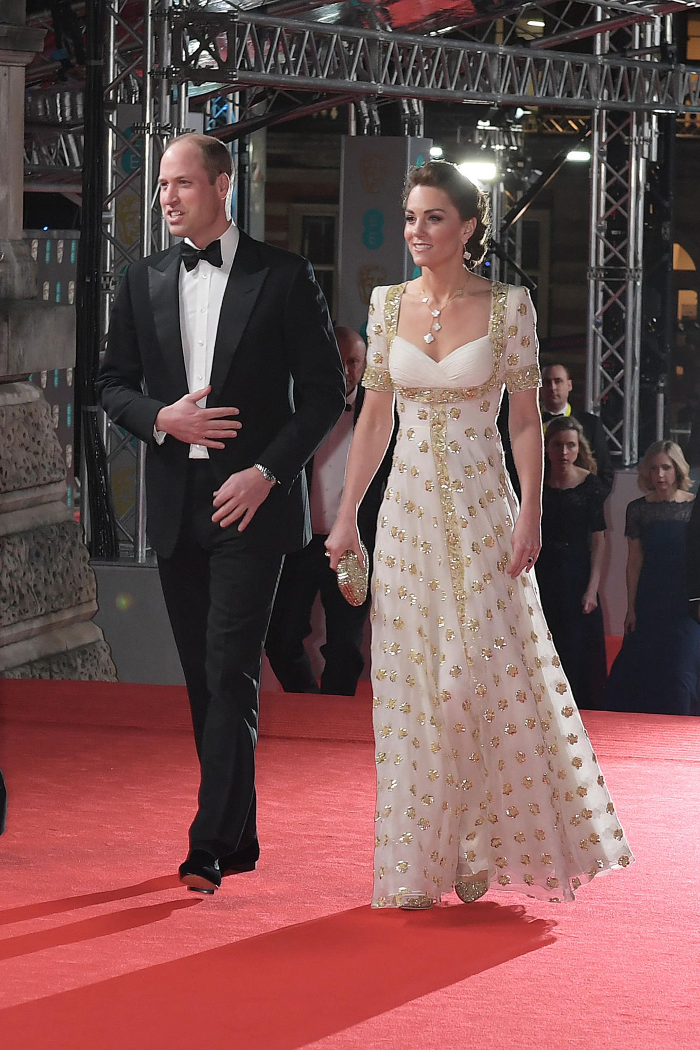 Prinz William und Herzogin Catherine sind die Ehrengäste der BAFTA-Verleihung. Die Herzogin trägt eine Sonderanfertigung von Alexander McQueen. 