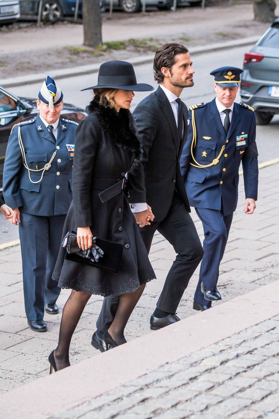 Schwedische Royals: Prinzessin Sofia und Prinz Carl Philip kommen in der Oscarskirche in Stockholm an. Prinzessin Sofia und Prinz Carl Philip