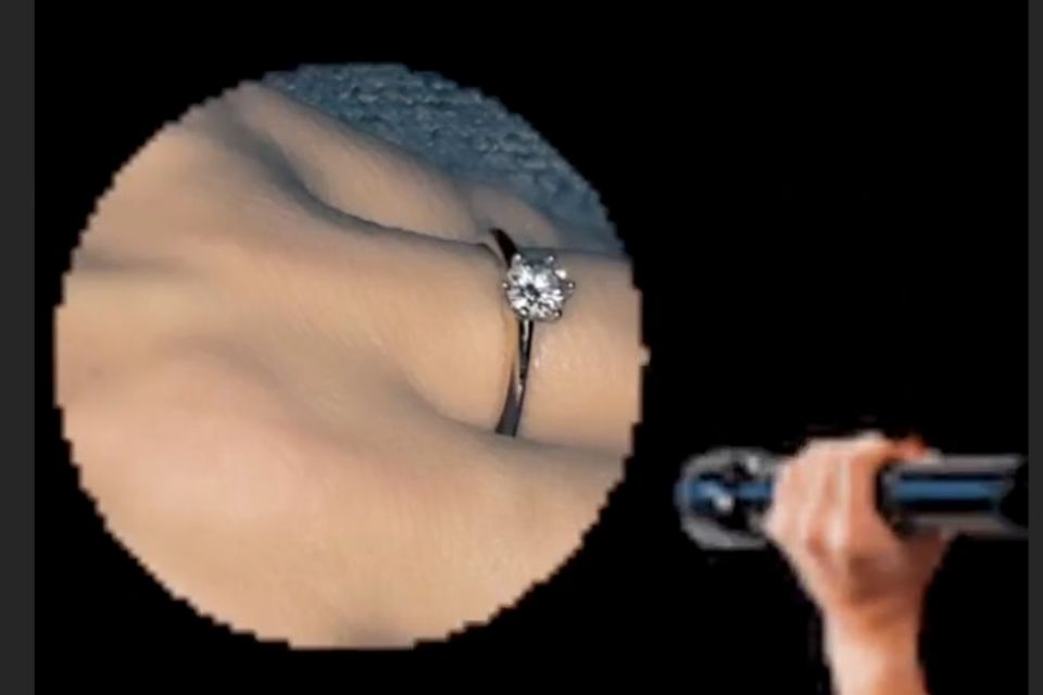 Schlager: Blinkt hier ein Verlobungsring am Finger? Blinkt hier ein Verlobungsring am Finger?