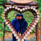 Keith Urban und Nicole Kidman sind seit 15 Jahren ein Paar. Den diesjährigen Valentinstag krönt ein herzallerliebstes Pärchenfoto aus dem Vergnügungspark. 