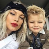 Sängerin Fergie und ihr Sohn